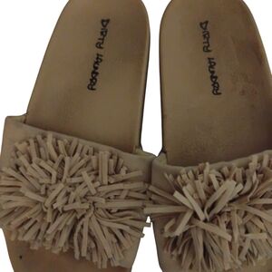 Dirty Laundry Tan Pom-Pom Open toes slide-on Sandals size 8 (39)